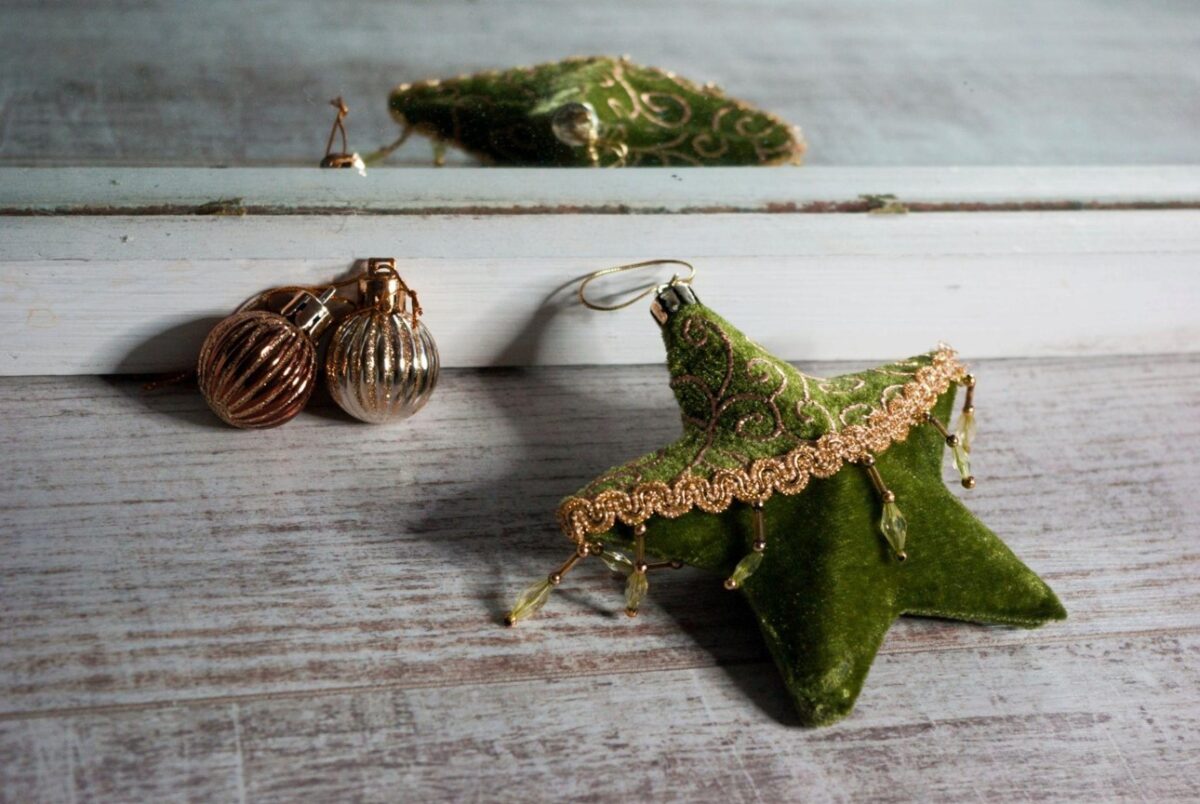 Green Artificial Christmas Trees Are Perfect for the Holidays